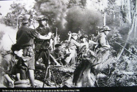 Quân giải phóng liên tục phản công