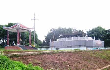 Biểu tượng chiến thắng ở căn cứ Làng Vây