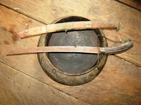 Những văn hoa độc đáo trên chiếc nồi đồng