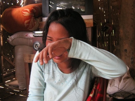 Chị Ka Rai đau lòng khi mất đi đứa con bé bỏng