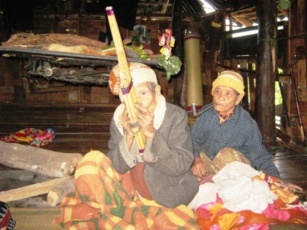 Cụ Kiều say sưa ngân vang tiếng khèn bè