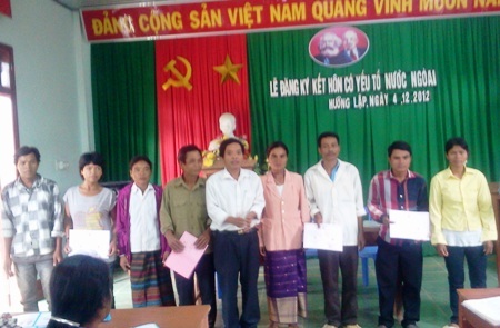 Hệ lụy từ những cuộc hôn nhân “vô thừa nhận” - 3 Tổ chức đăng ký kết hôn cho những cặp vợ chồng có yếu tố nước ngoài