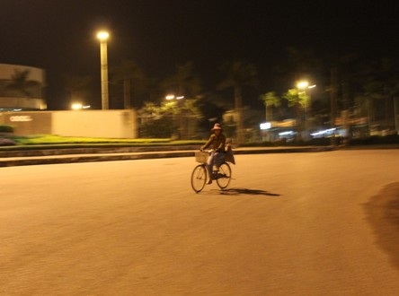 Bắt đầu một đêm nhặt rác