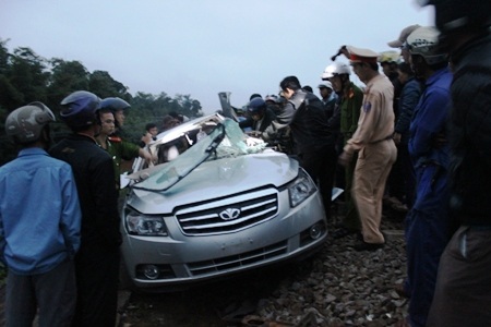 Các lực lượng chức năng đang tiến hành xử lý hiện trường