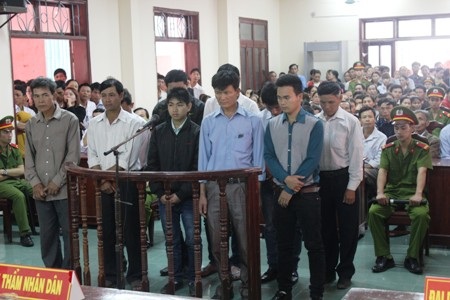 Phiên tòa khiến HĐXX có chút băn khoăn trong việc định tội đối với các bị cáo