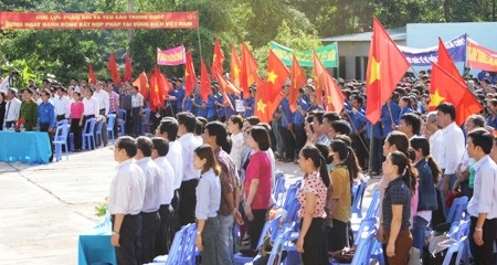 Yêu cầu Trung Quốc rút ngay giàn khoan Hải Dương - 981 khỏi vùng biển Việt Nam.