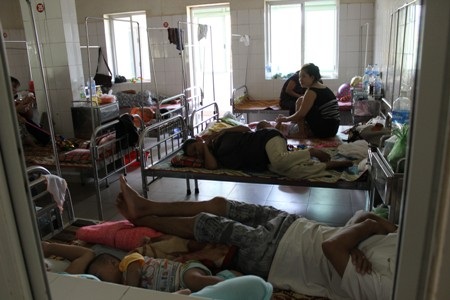 Thời tiết nắng nóng rất dễ ảnh hưởng đến bệnh nhi