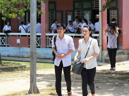 Đề thi môn Sinh dài nhưng không khó