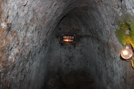 Hầm để vũ khí chiến đấu