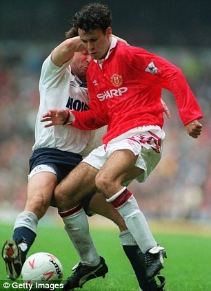 "20 mùa xuân" của Ryan Giggs tại Manchester United - 2 "20 mùa xuân" của Ryan Giggs tại Manchester United - 2