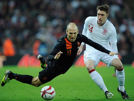 Toàn cảnh trận thua “đau đớn” của tuyển Anh trước Hà Lan - 12 Toàn cảnh trận thua “đau đớn” của tuyển Anh trước Hà Lan