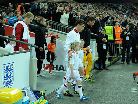 Toàn cảnh trận thua “đau đớn” của tuyển Anh trước Hà Lan - 8 Toàn cảnh trận thua “đau đớn” của tuyển Anh trước Hà Lan