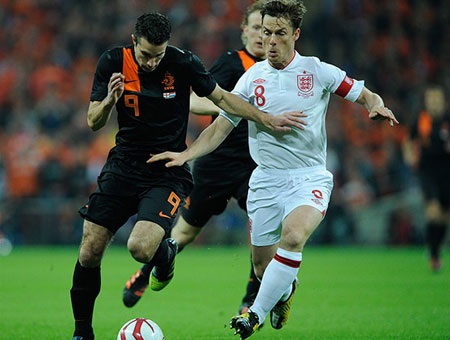 Toàn cảnh trận thua “đau đớn” của tuyển Anh trước Hà Lan - 9 Toàn cảnh trận thua “đau đớn” của tuyển Anh trước Hà Lan