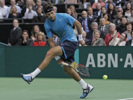Ferderer lên ngôi vô địch tại ATP Rotterdam - 2 Ferderer lên ngôi vô địch tại ATP Rotterdam - 2