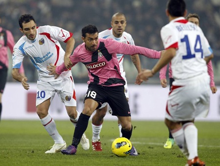 Đánh gục Catania, Juventus trở lại ngôi đầu bảng - 2 Đánh gục Catania, Juventus trở lại ngôi đầu bảng - 2