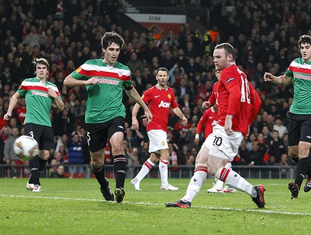 90 phút thảm kịch của MU tại Old Trafford