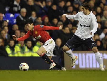Rooney trở lại, Man Utd bóp nghẹt Tottenham - 3 Rooney trở lại, Man Utd bóp nghẹt Tottenham