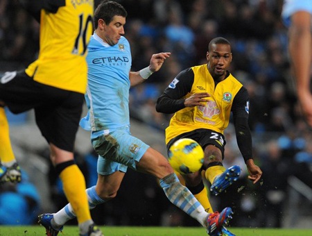 Thắng đậm Blackburn, Man City kéo dài mạch toàn thắng tại Etihad - 3 Thắng đậm Blackburn, Man City kéo dài mạch toàn thắng tại Etihad - 3