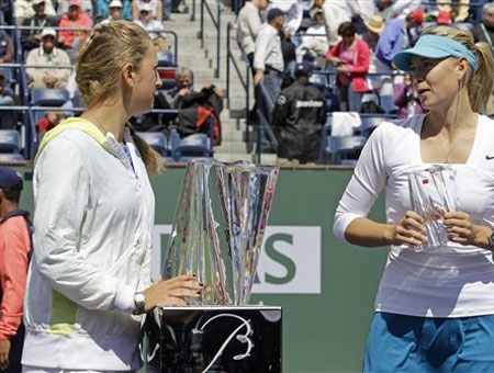 Azarenka tiếp tục chinh phục thành công cúp BNP Paribas Open - 1 Azarenka tiếp tục chinh phục thành công cúp BNP Paribas Open