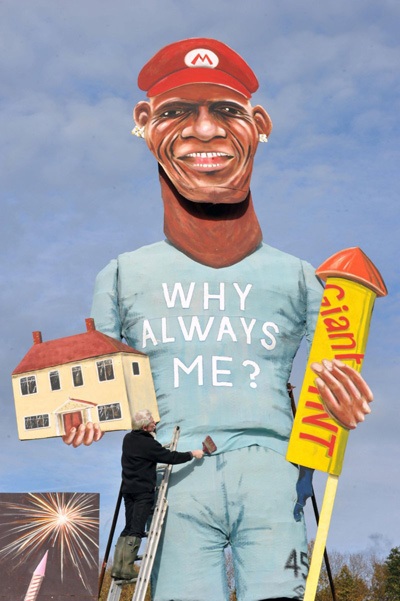 Chùm ảnh biếm họa Mario Balotelli: Cậu bé hư...