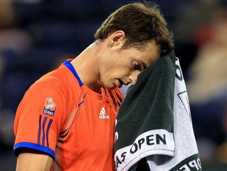 Murray thua sốc ngay tại trận đầu, Djokovic nhẹ nhàng đi tiếp