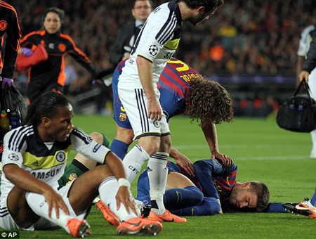 Những cung bậc cảm xúc trong 90 phút tại Nou Camp