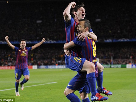 Những cung bậc cảm xúc trong 90 phút tại Nou Camp