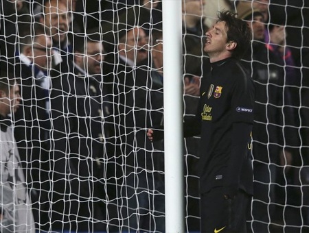 Những khoảnh khắc ấn tượng từ trận Chelsea quật ngã Barcelona - 13 Những khoảnh khắc ấn tượng từ trận Chelsea quật ngã Barcelona