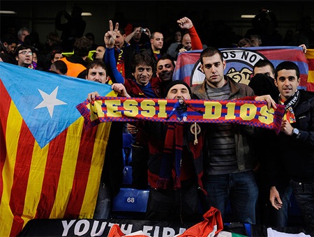 Những khoảnh khắc ấn tượng từ trận Chelsea quật ngã Barcelona - 1 Những khoảnh khắc ấn tượng từ trận Chelsea quật ngã Barcelona