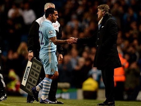Mancini nói MU sẽ vô địch Premier League: Giả hay thật? - 1 Mancini nói MU sẽ vô địch Premier League: Giả hay thật?