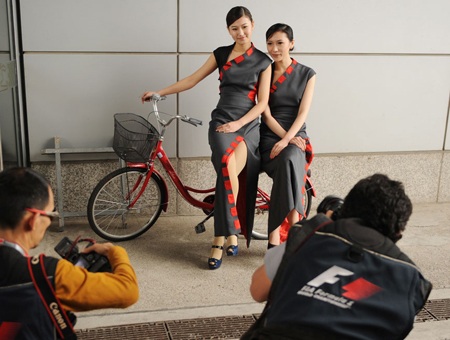 Các “giai nhân” trên đường đua Thượng Hải - 9 Các “giai nhân” trên đường đua Thượng Hải