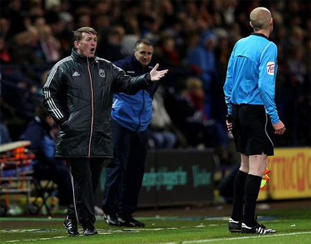 Hành trình 16 tháng của King Dalglish tại Liverpool