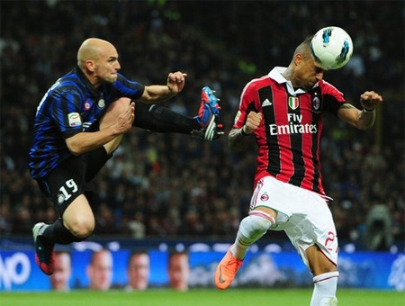 Thua trận derby, Milan nhìn Juventus đăng quang ngôi vô địch - 1 Thua trận derby, Milan nhìn Juventus đăng quang ngôi vô địch
