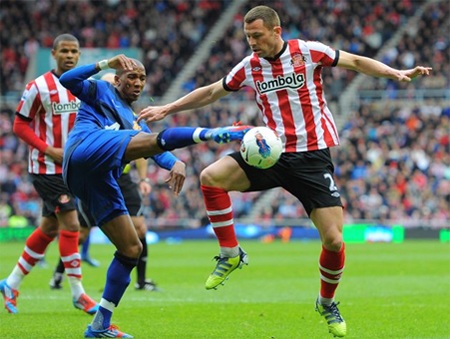 Thắng nhẹ Sunderland, MU về nhì tại Premier League 2011/2012