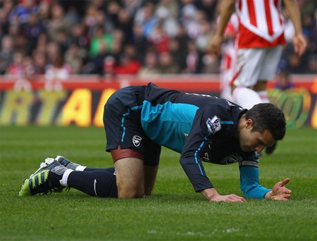 Stoke - Arsenal: Trong nỗi nhớ Persy - 1 Trong màu áo Arsenal, Van Persie ghi 4 bàn/3 trận gần nhất gặp Stoke