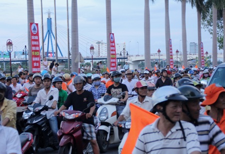 Đà Nẵng mở hội đón nhà vô địch V-League 2012 - 3 Bài và ảnh