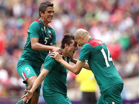 Mexico đã sớm gây bất ngờ cho trận chung kết