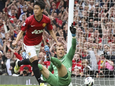 Kagawa cũng đã có bàn thắng đầu tiên trong màu áo MU tại Premier League