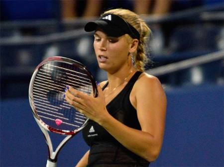 Novak Djokovic “thần tốc” bước qua vòng đầu - 3 Giấc mơ Grand Slam vẫn xa vời vợi đối với Wozniacki