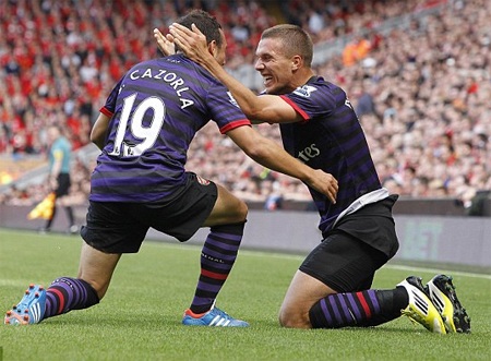 Arsenal đã có chiến thắng đầu tiên của mùa giải