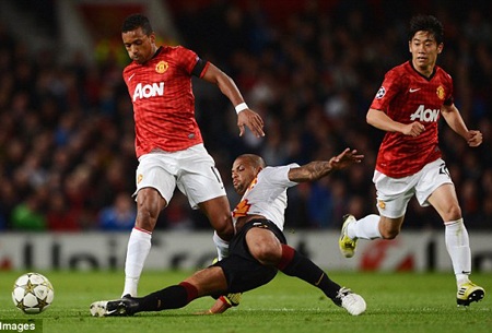 Những dường tấn công của đội bóng này khá đơn điệu, dễ bị đối phương cản phá