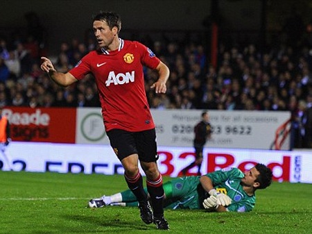 Michael Owen đầu quân cho Stoke City - 1 Sau 3 năm ở MU, Owen đã có bến đỗ mới là Stoke