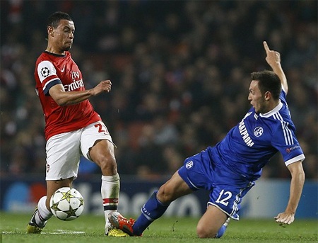 Schalke 04 “đánh sập” Emirates - 2 Coquelin là sự thay đổi duy nhất trong đội hình Arsenal so với đội hình ra sân ở trận thua Norwich