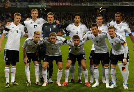 Trước trận đầu này, tuyển Đức dự đoán sẽ gặp nhiều khó khăn tại SVĐ Aviva