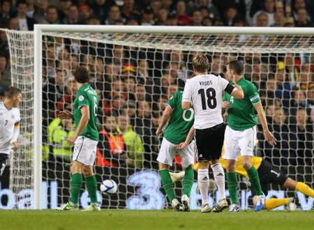 Kroos nâng tỷ số lên thành 5-0