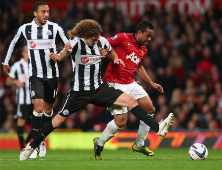 Lối chơi của Quỷ đỏ đang có rất nhiều vấn đề bất ổn