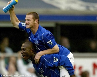 Rooney có trận ra mắt Premier League năm 2002 ở trận đấu gặp Everton
