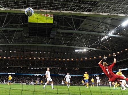 Thụy Điển mở tỷ số trước ở phút 20