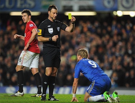 Trọng tài Clattenburg thoát án điều tra về phân biệt chủng tộc - 3 Chelsea có vẻ hơi vội vàng đi kiện Clatenburg