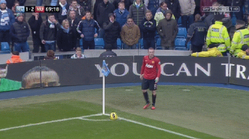 Rio Ferdinand “chê” CĐV Man City ném đồng xu quá bé - 3 Phù Sa